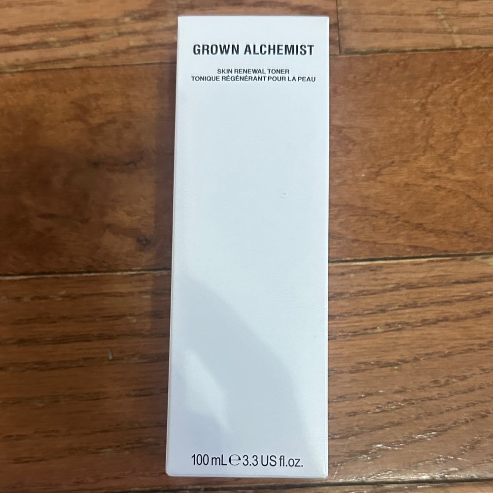 🧡2/$25 BUNDLE DEAL🧡Grown Alchemist Skin Renewal Toner - new in box!